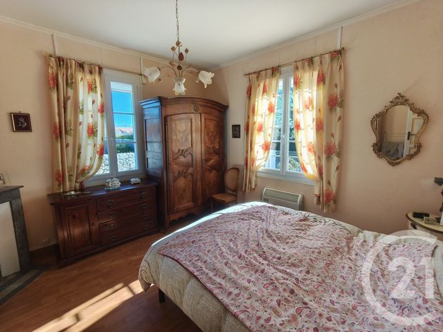 Maison &agrave; vendre - 4 pi&egrave;ces - 120,22 m2 - Talais - 33 - AQUITAINE