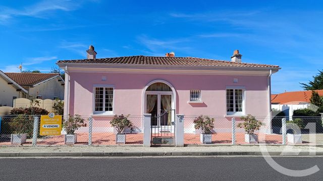 Maison à vendre - 4 pièces - 120,22 m2 - Talais - 33 - AQUITAINE