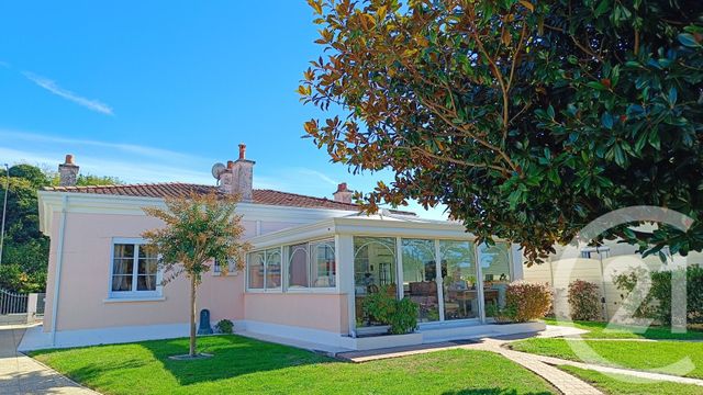 Maison à vendre - 4 pièces - 120,22 m2 - Talais - 33 - AQUITAINE
