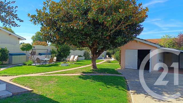 Maison à vendre - 4 pièces - 120,22 m2 - Talais - 33 - AQUITAINE