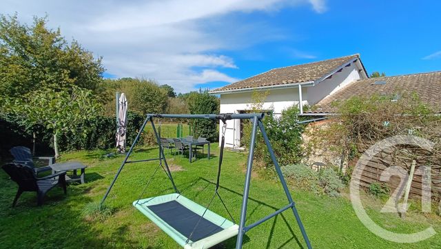 Maison à vendre - 6 pièces - 210,89 m2 - Talais - 33 - AQUITAINE