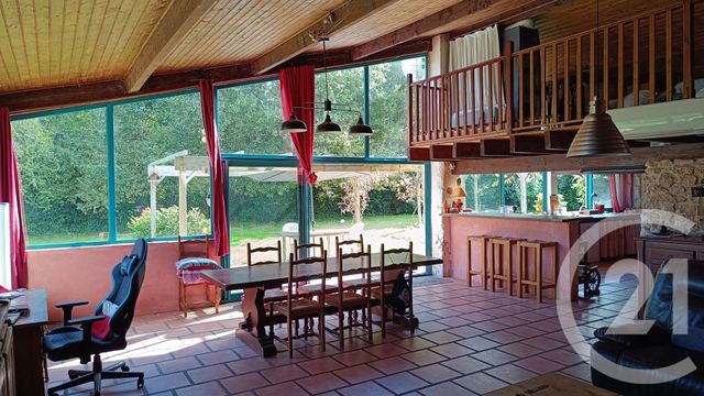 Maison à vendre - 6 pièces - 210,89 m2 - Talais - 33 - AQUITAINE