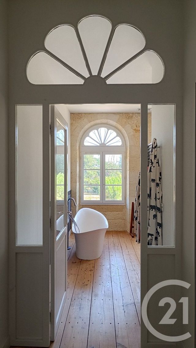 Afficher la photo en grand Maison à vendre - 7 pièces - 253,70 m2 - St Vivien De Medoc - 33 - AQUITAINE