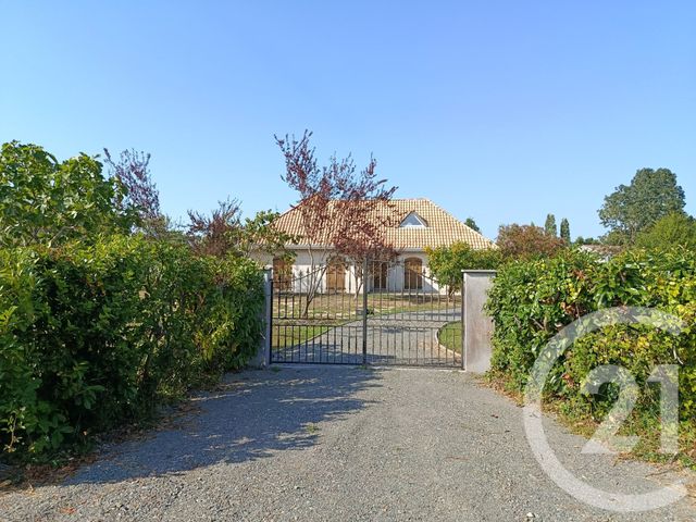 Afficher la photo en grand Maison à vendre - 5 pièces - 201,39 m2 - Talais - 33 - AQUITAINE