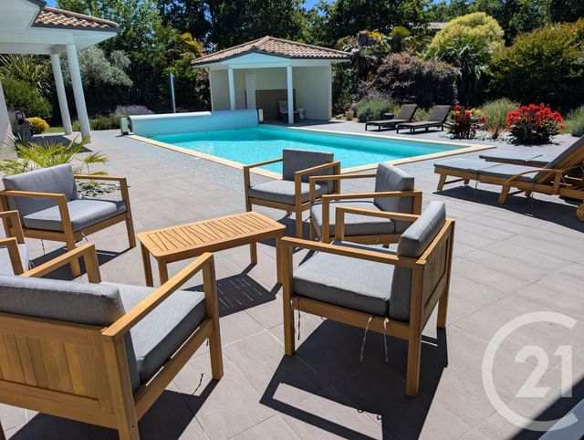 Afficher la photo en grand Maison à vendre - 9 pièces - 296 m2 - Hourtin - 33 - AQUITAINE