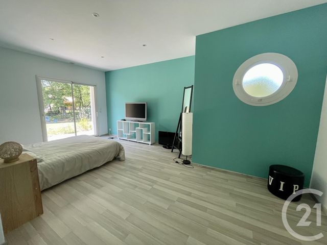 Afficher la photo en grand Maison à vendre - 9 pièces - 296 m2 - Hourtin - 33 - AQUITAINE