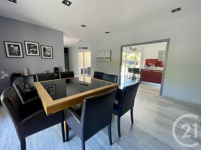 Afficher la photo en grand Maison à vendre - 9 pièces - 296 m2 - Hourtin - 33 - AQUITAINE