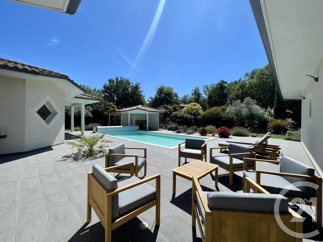 Afficher la photo en grand Maison à vendre - 9 pièces - 296 m2 - Hourtin - 33 - AQUITAINE
