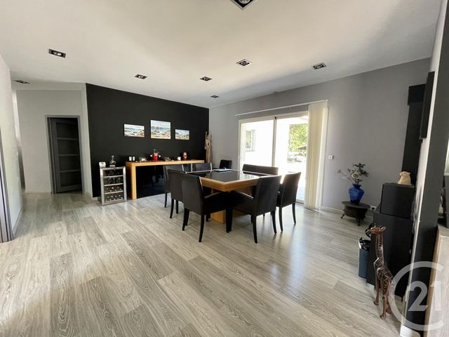 Afficher la photo en grand Maison à vendre - 9 pièces - 296 m2 - Hourtin - 33 - AQUITAINE