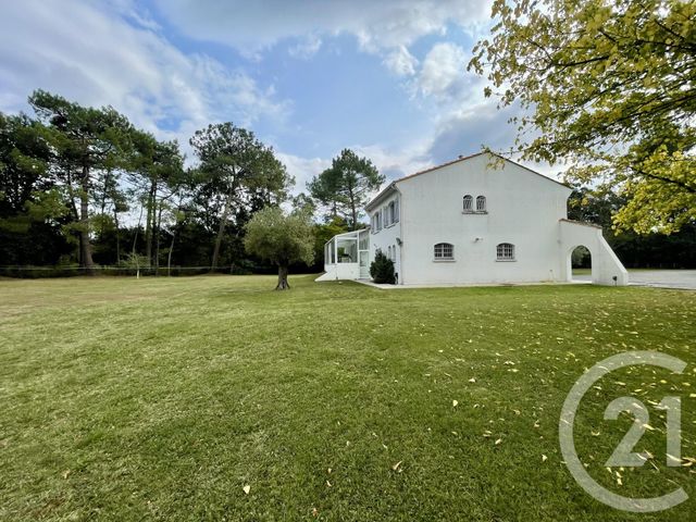 Afficher la photo en grand Maison à vendre - 8 pièces - 220 m2 - Hourtin - 33 - AQUITAINE