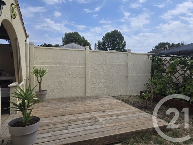 Maison à vendre - 8 pièces - 193 m2 - Lesparre Medoc - 33 - AQUITAINE