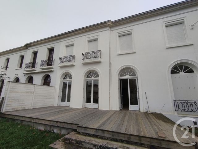 Maison à louer - 6 pièces - 196 m2 - St Vivien De Medoc - 33 - AQUITAINE