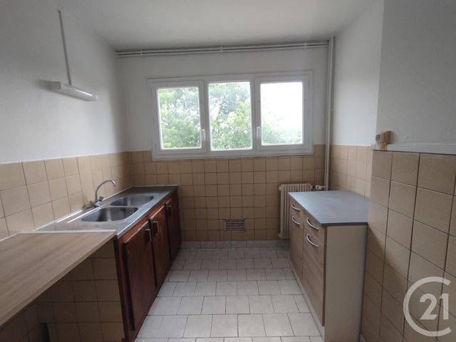 Appartement F4 à louer - 4 pièces - 72,50 m2 - Hourtin - 33 - AQUITAINE