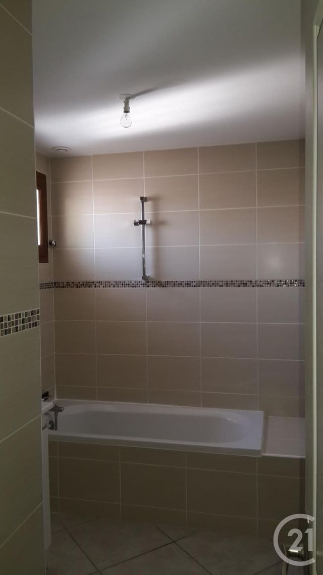 Afficher la photo en grand Maison à louer - 5 pièces - 131,92 m2 - St Germain D Esteuil - 33 - AQUITAINE