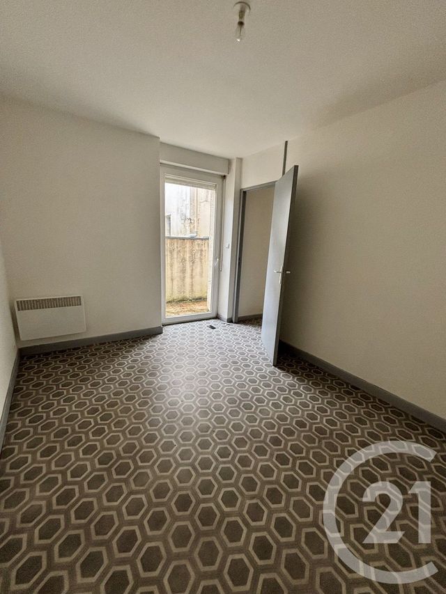 Appartement F2 à louer - 2 pièces - 30,08 m2 - Pauillac - 33 - AQUITAINE