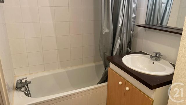 Appartement F1 à louer - 1 pièce - 28,37 m2 - Lesparre Medoc - 33 - AQUITAINE