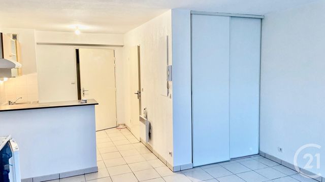Appartement F1 à louer - 1 pièce - 28,37 m2 - Lesparre Medoc - 33 - AQUITAINE