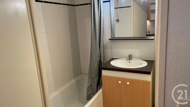 Appartement F1 à louer - 1 pièce - 28,37 m2 - Lesparre Medoc - 33 - AQUITAINE