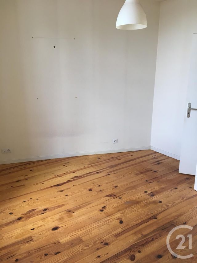 Appartement F2 à louer - 2 pièces - 51,88 m2 - Lesparre Medoc - 33 - AQUITAINE