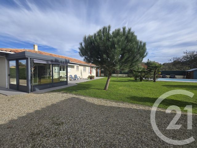 Maison à vendre - 5 pièces - 110 m2 - Lesparre Medoc - 33 - AQUITAINE