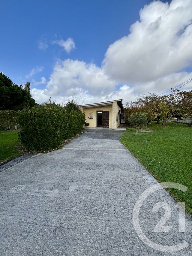 Afficher la photo en grand Maison à louer - 3 pièces - 85,44 m2 - Jau Dignac Et Loirac - 33 - AQUITAINE