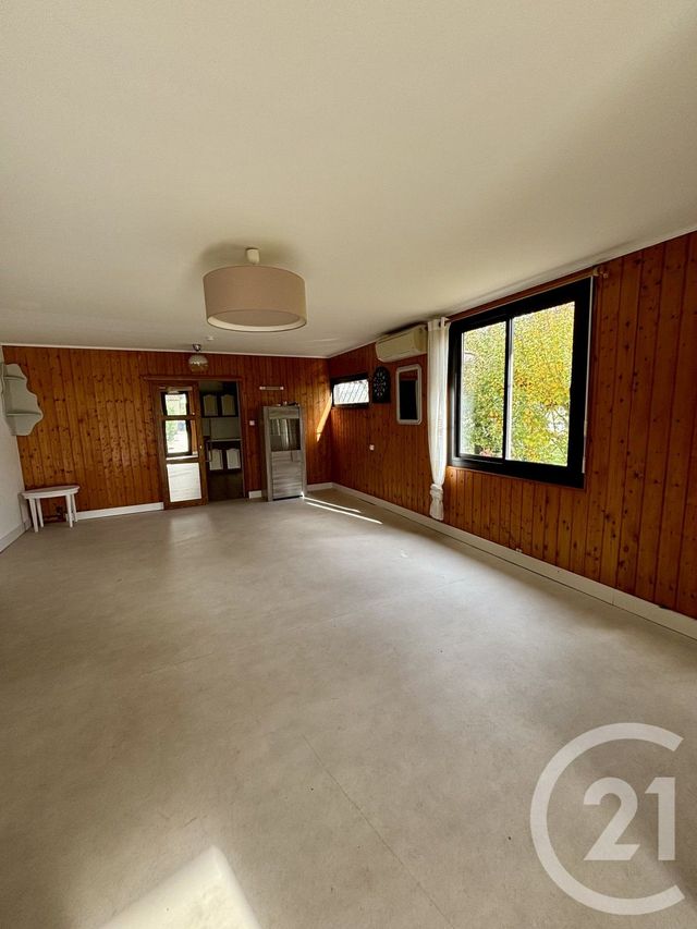Afficher la photo en grand Maison à louer - 3 pièces - 85,44 m2 - Jau Dignac Et Loirac - 33 - AQUITAINE