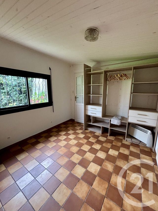 Afficher la photo en grand Maison à louer - 3 pièces - 85,44 m2 - Jau Dignac Et Loirac - 33 - AQUITAINE