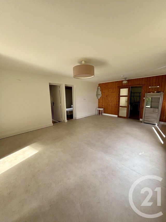 Afficher la photo en grand Maison à louer - 3 pièces - 85,44 m2 - Jau Dignac Et Loirac - 33 - AQUITAINE