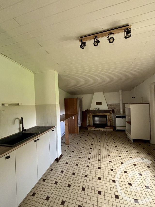 Afficher la photo en grand Maison à louer - 3 pièces - 85,44 m2 - Jau Dignac Et Loirac - 33 - AQUITAINE