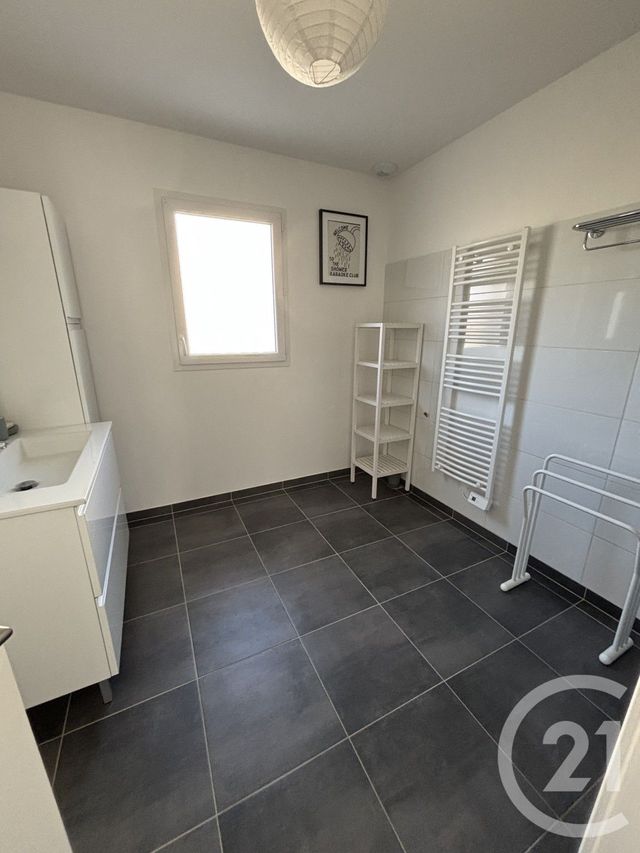 Maison à louer - 4 pièces - 99,38 m2 - Hourtin - 33 - AQUITAINE