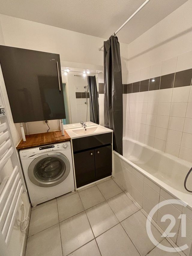 Appartement F2 à louer - 2 pièces - 42,68 m2 - St Laurent Medoc - 33 - AQUITAINE