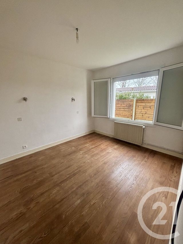 Maison &agrave; louer - 3 pi&egrave;ces - 62,30 m2 - Hourtin - 33 - AQUITAINE
