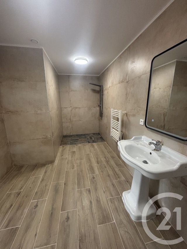 Maison &agrave; louer - 3 pi&egrave;ces - 85,45 m2 - Cissac Medoc - 33 - AQUITAINE