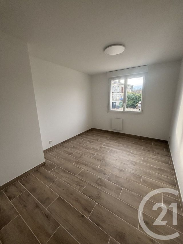 Maison &agrave; louer - 3 pi&egrave;ces - 85,45 m2 - Cissac Medoc - 33 - AQUITAINE