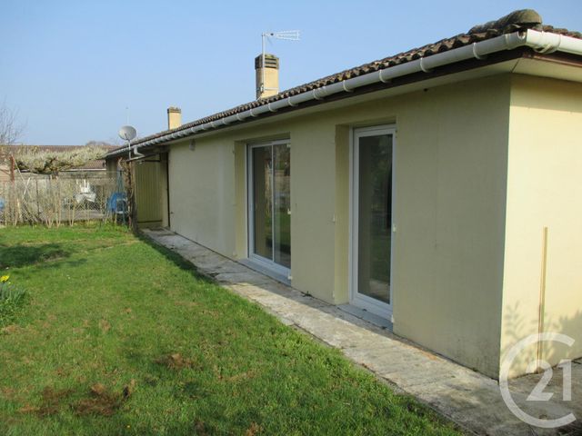 Maison &agrave; louer - 4 pi&egrave;ces - 99,22 m2 - Lesparre Medoc - 33 - AQUITAINE