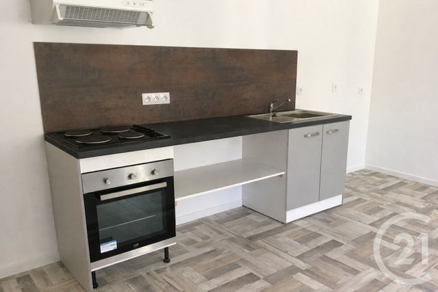 Appartement Studio &agrave; louer - 2 pi&egrave;ces - 32,68 m2 - St Laurent Medoc - 33 - AQUITAINE