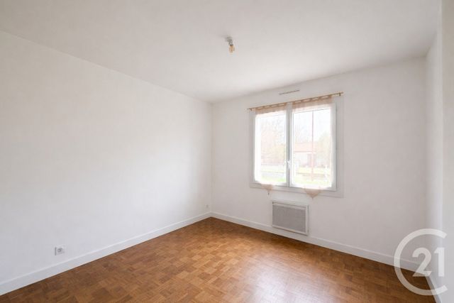 Maison &agrave; louer - 3 pi&egrave;ces - 83,33 m2 - St Laurent Medoc - 33 - AQUITAINE