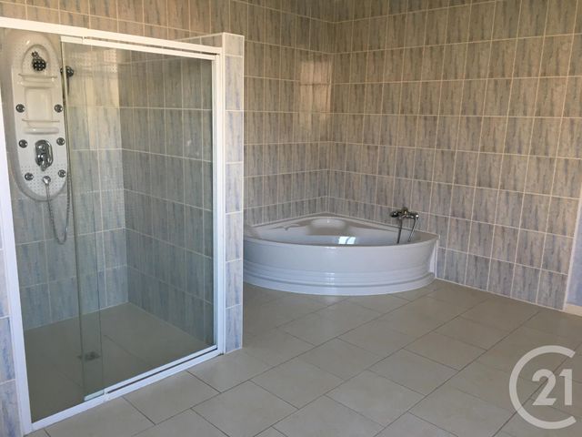 Maison &agrave; louer - 4 pi&egrave;ces - 177,80 m2 - Queyrac - 33 - AQUITAINE