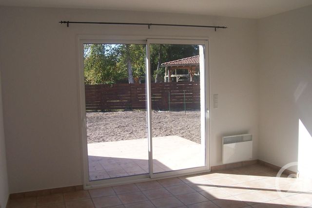 Maison &agrave; louer - 3 pi&egrave;ces - 67,60 m2 - Listrac Medoc - 33 - AQUITAINE