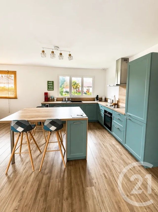 Maison &agrave; louer - 5 pi&egrave;ces - 114 m2 - Gaillan En Medoc - 33 - AQUITAINE