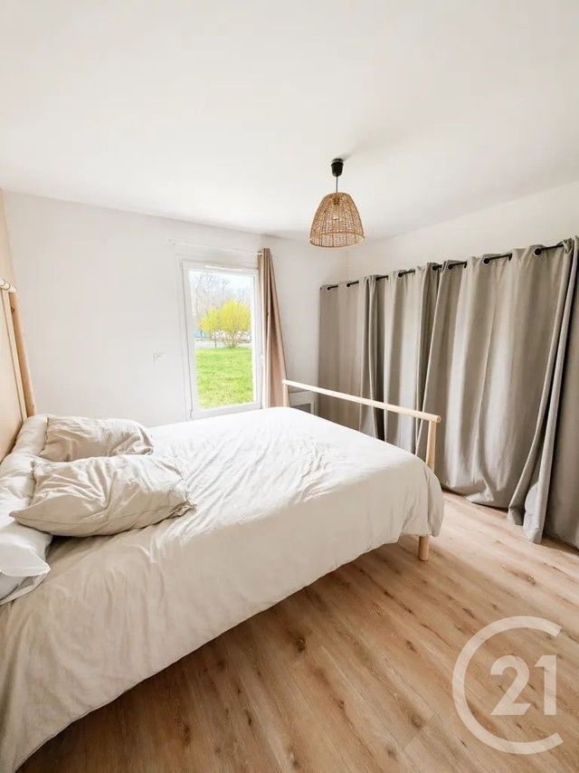 Maison &agrave; louer - 5 pi&egrave;ces - 114 m2 - Gaillan En Medoc - 33 - AQUITAINE