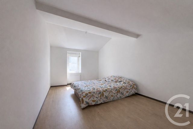 Appartement F2 &agrave; louer - 2 pi&egrave;ces - 48,40 m2 - Lesparre Medoc - 33 - AQUITAINE