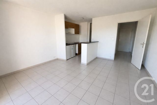Appartement T2 &agrave; louer - 2 pi&egrave;ces - 43,18 m2 - St Laurent Medoc - 33 - AQUITAINE
