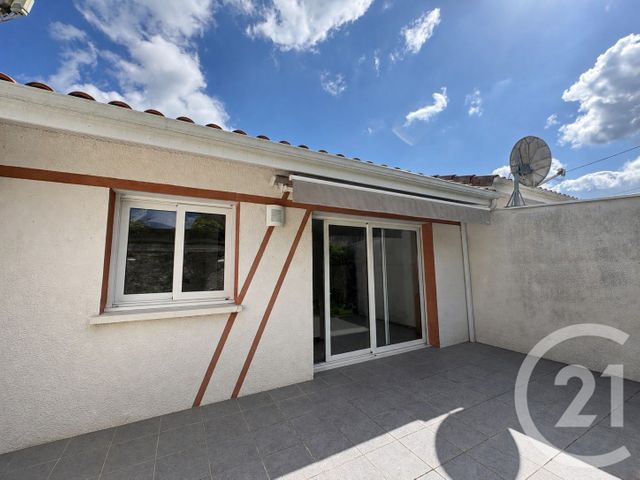 Maison &agrave; louer - 2 pi&egrave;ces - 49,90 m2 - Lesparre Medoc - 33 - AQUITAINE