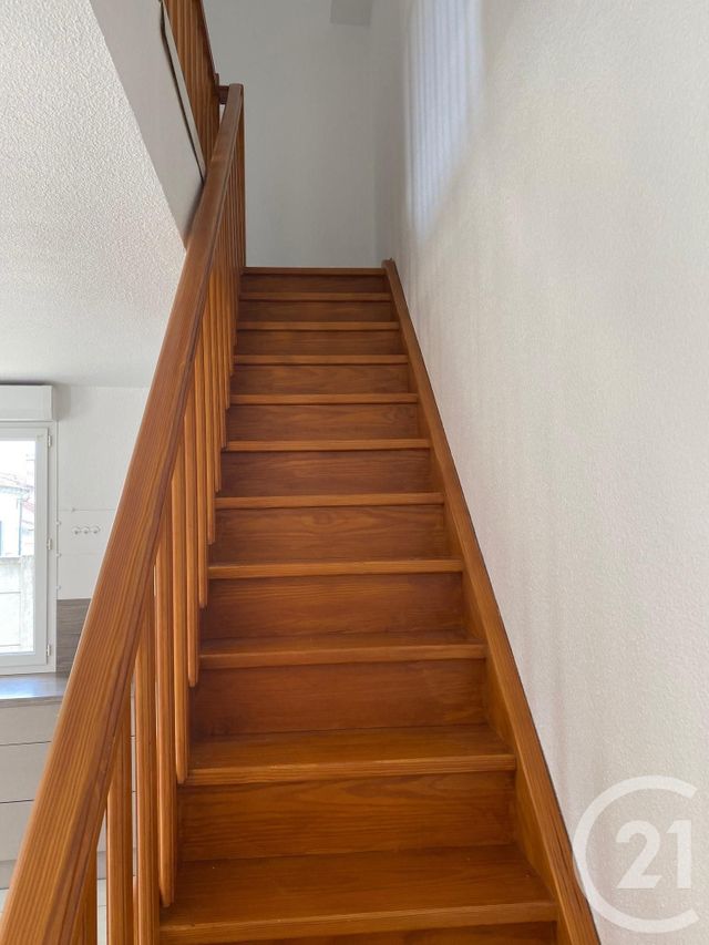 Appartement F2 &agrave; louer - 2 pi&egrave;ces - 48 m2 - Lesparre Medoc - 33 - AQUITAINE