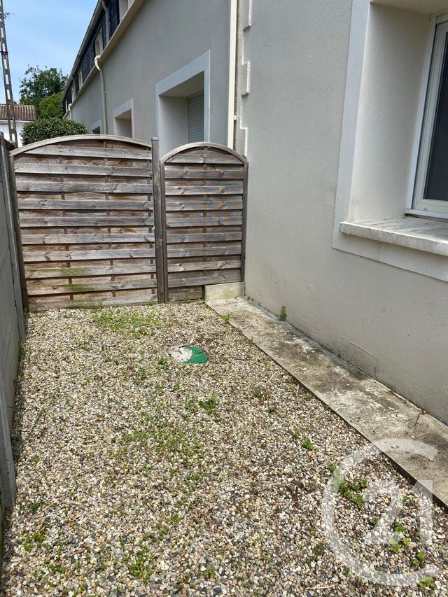 Appartement F2 &agrave; louer - 2 pi&egrave;ces - 48 m2 - Lesparre Medoc - 33 - AQUITAINE