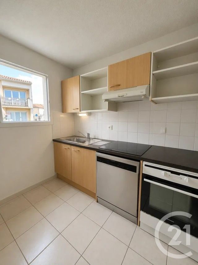 Appartement Duplex &agrave; louer - 3 pi&egrave;ces - 59,94 m2 - Lesparre Medoc - 33 - AQUITAINE