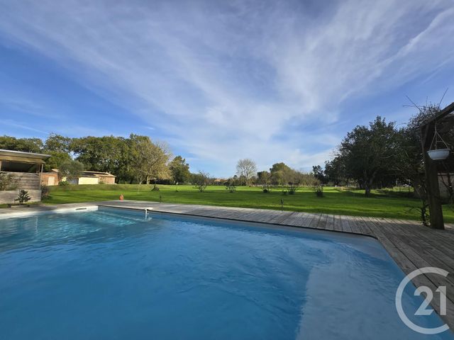 Maison &agrave; vendre - 7 pi&egrave;ces - 333,65 m2 - Jau Dignac Et Loirac - 33 - AQUITAINE