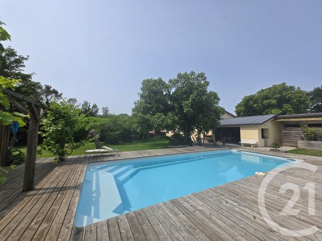 Maison à vendre - 7 pièces - 333,65 m2 - Jau Dignac Et Loirac - 33 - AQUITAINE