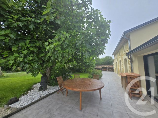 Maison &agrave; vendre - 7 pi&egrave;ces - 333,65 m2 - Jau Dignac Et Loirac - 33 - AQUITAINE
